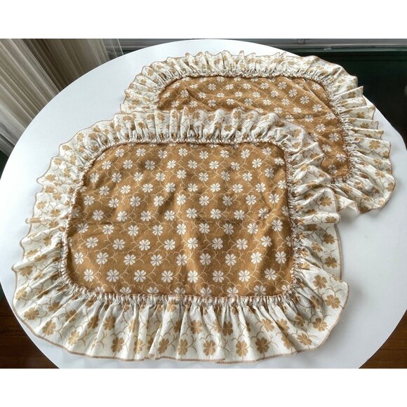 Vintage 80s decorative pillowcases, clover tan beige pillow slip covers, pair - Picture 1 of 10